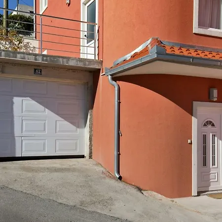 Zrnovnica Apartment Split